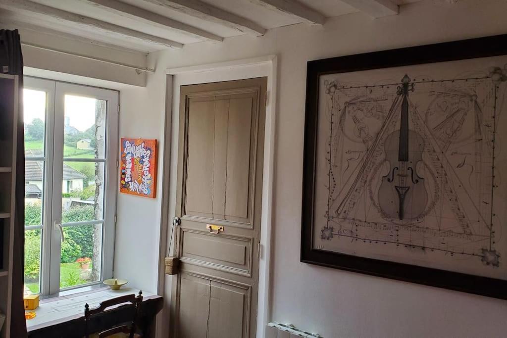 Au Coeur De Mortagne, Un Balcon Sur Le Perche Vila Exterior foto